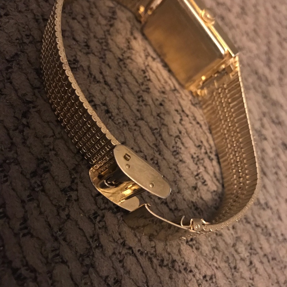Vintage Geneva diamond & gold watch - Picture 3 of 4